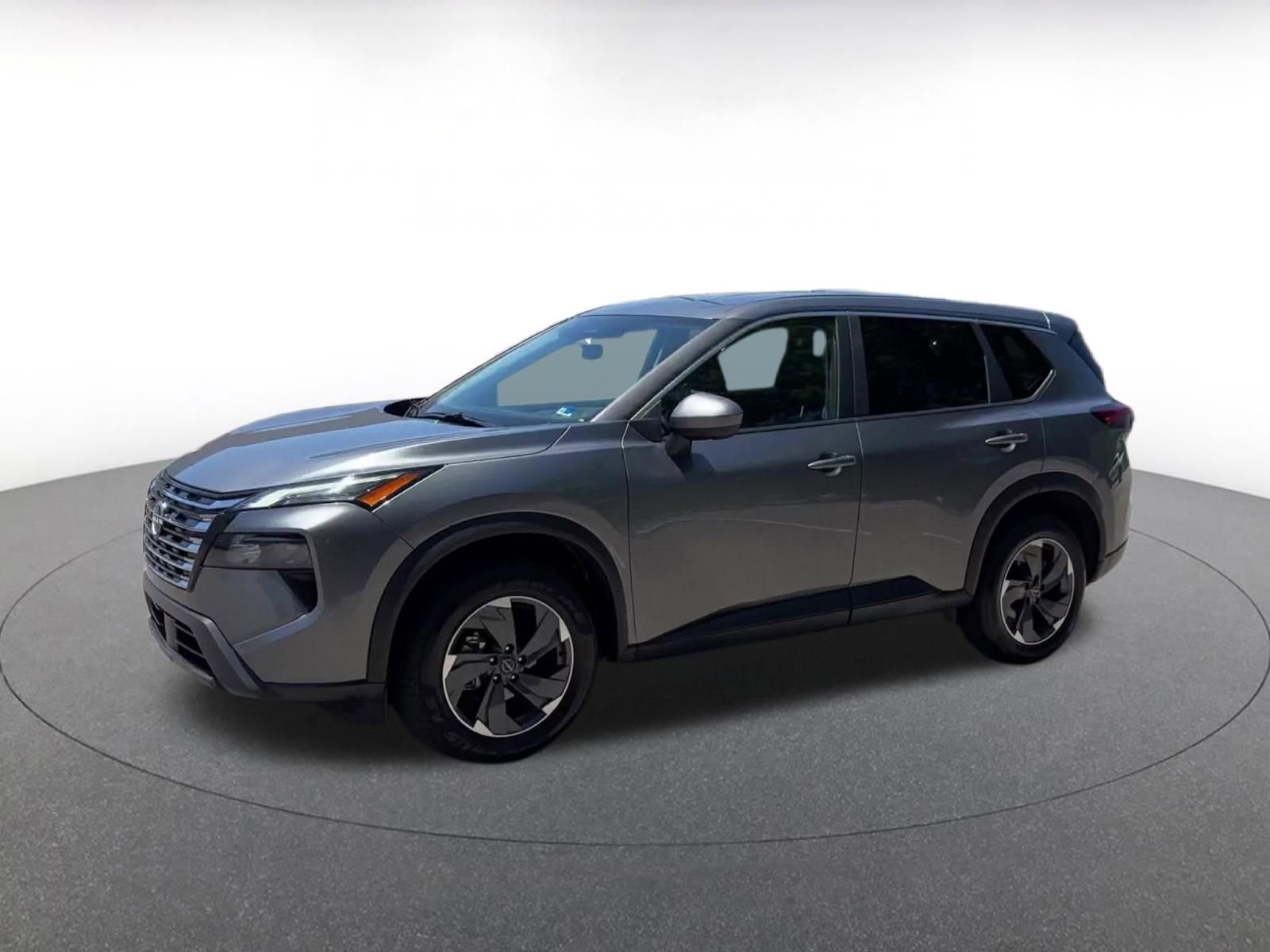 Used 2025 Nissan Rogue SV FWD image 8
