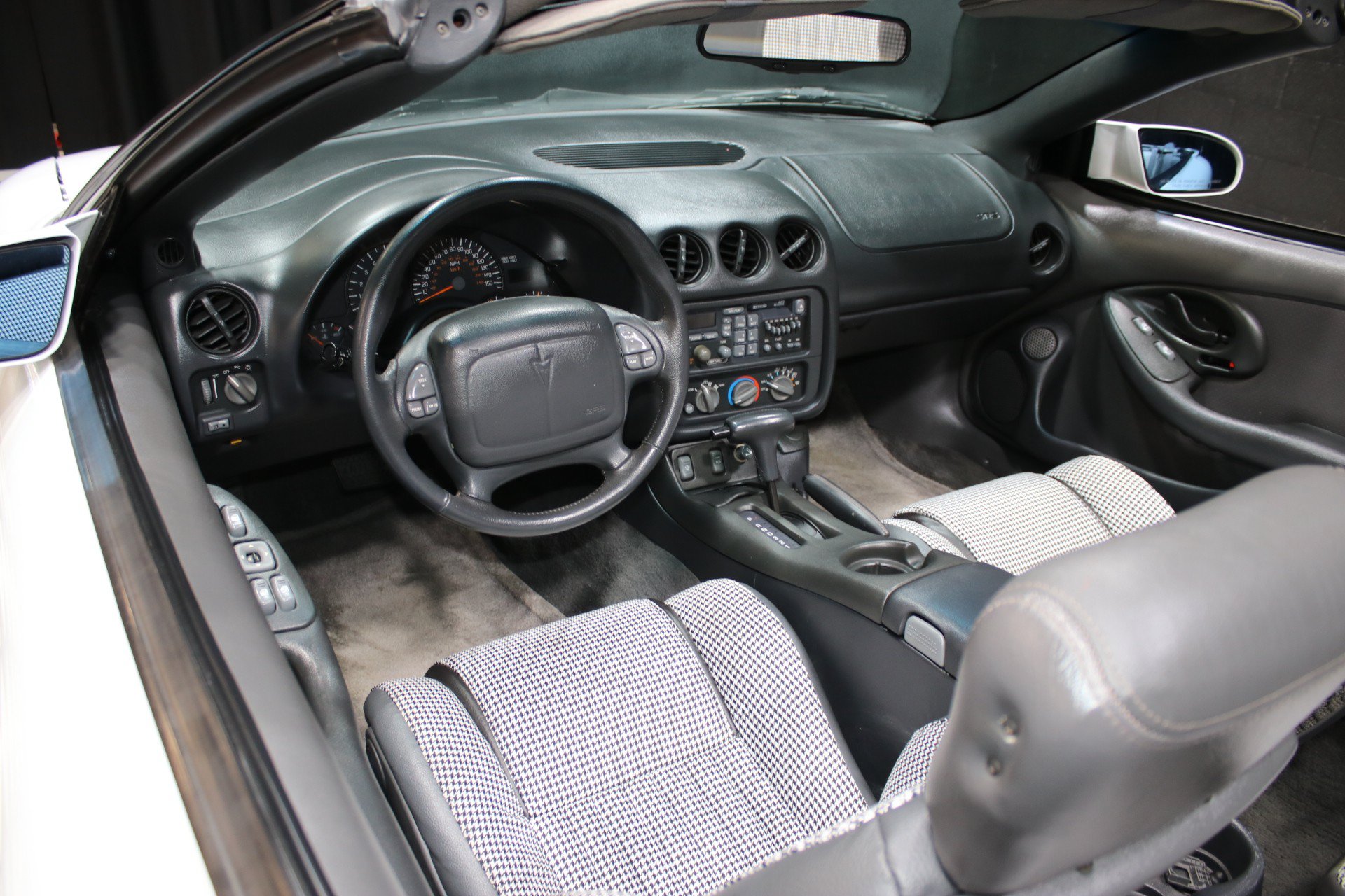 Used 1997 Pontiac Firebird Trans Am RWD image 60