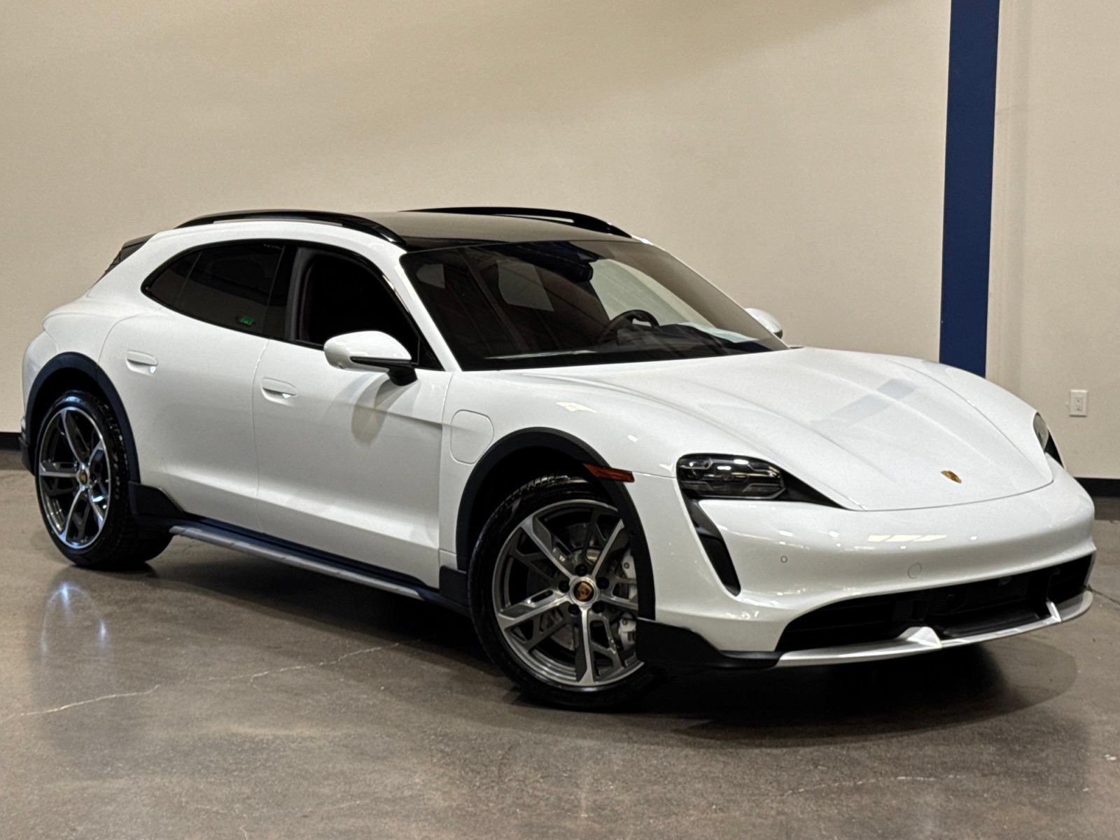 Used 2023 Porsche Taycan Turbo AWD/4WD image 2