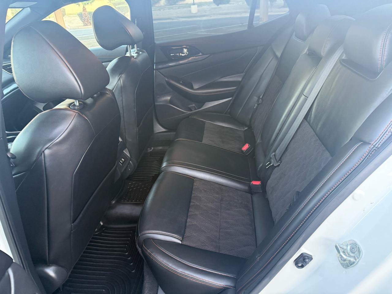 Used 2023 Nissan Maxima SR w/ Sport Mat Group FWD image 12