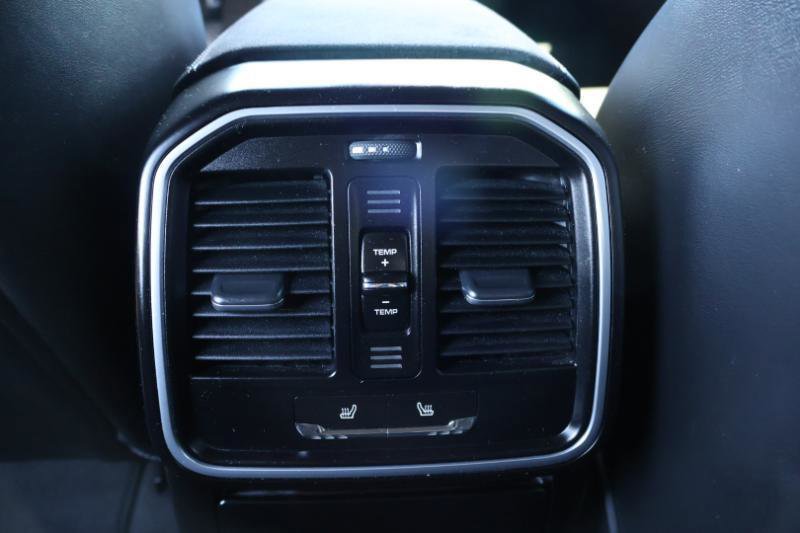 Used 2017 Porsche Macan GTS image 44