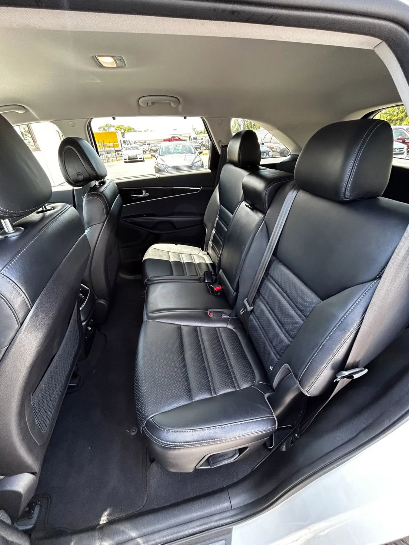 Used 2016 Kia Sorento EX w/ EX Premium Package AWD/4WD image 8