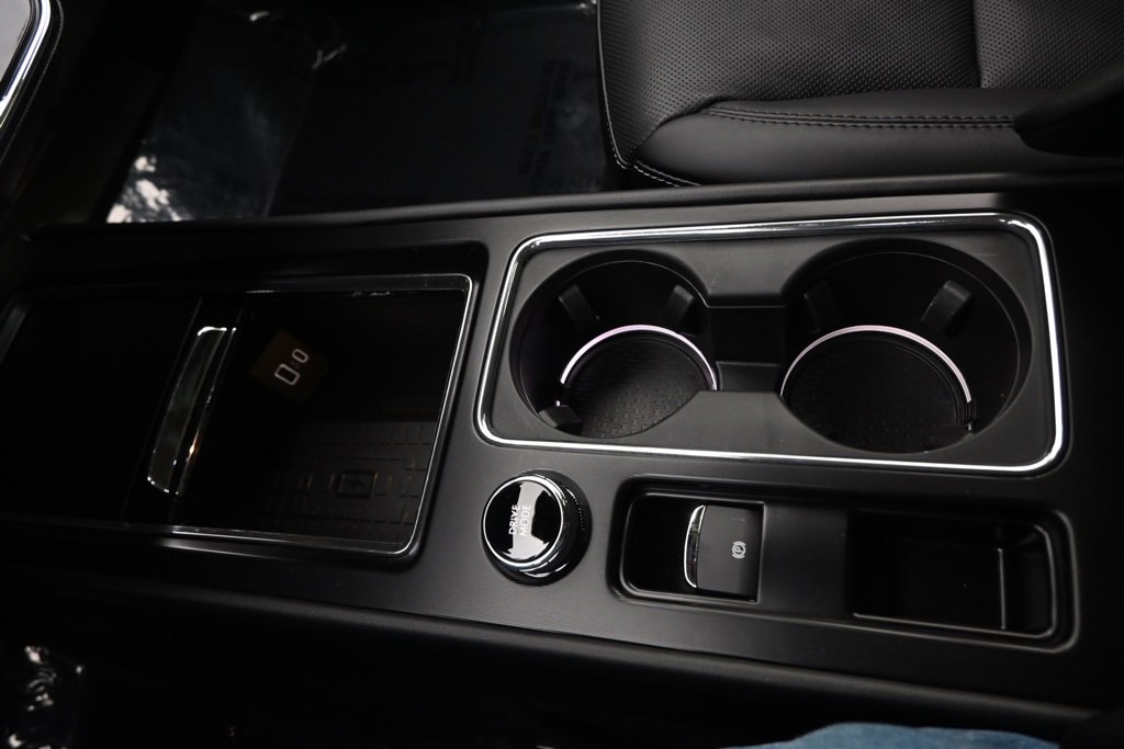 New 2026 Lincoln Corsair Reserve w/ Jet Appearance Package image 31