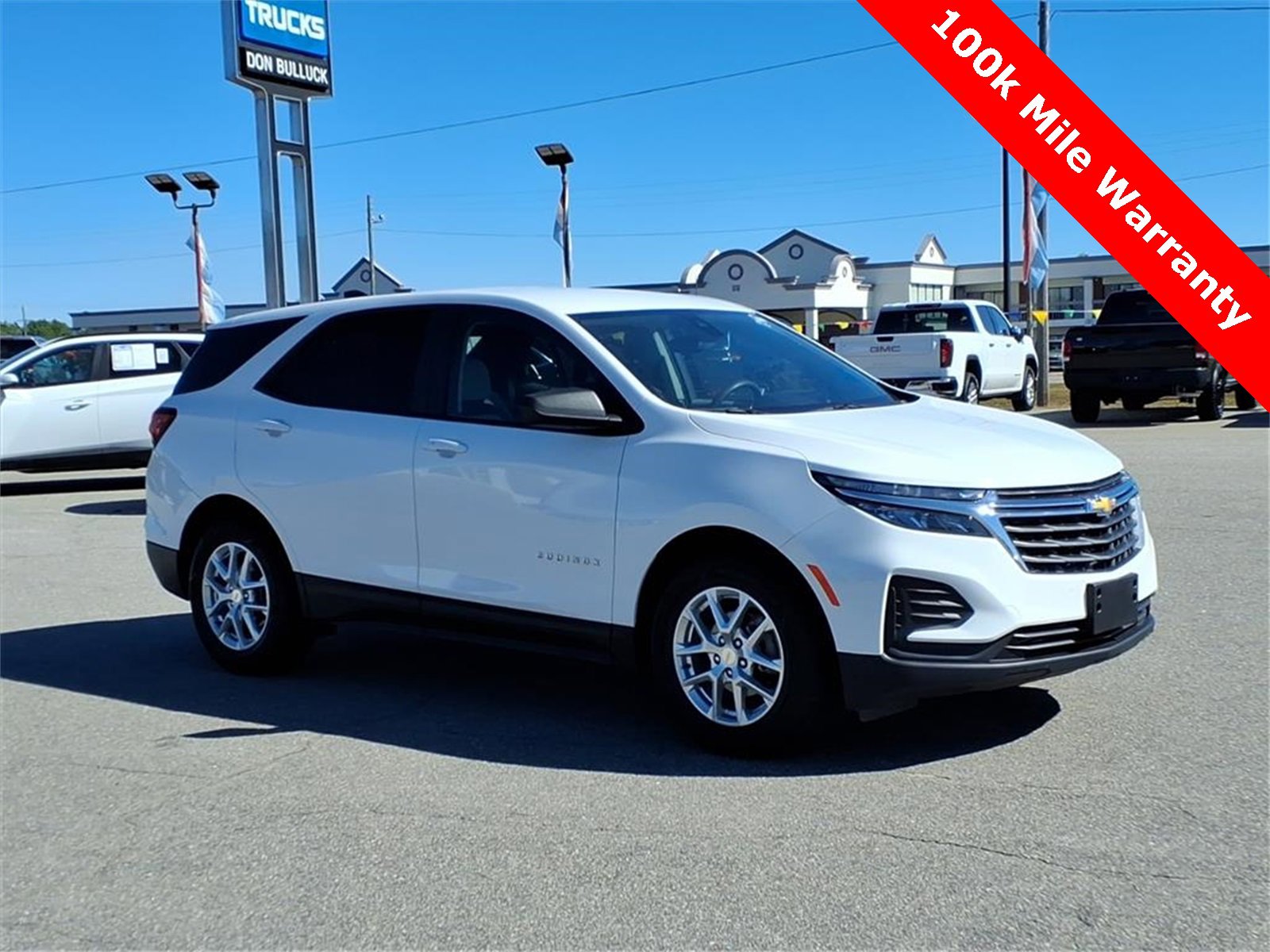 Used 2023 Chevrolet Equinox LS image 7