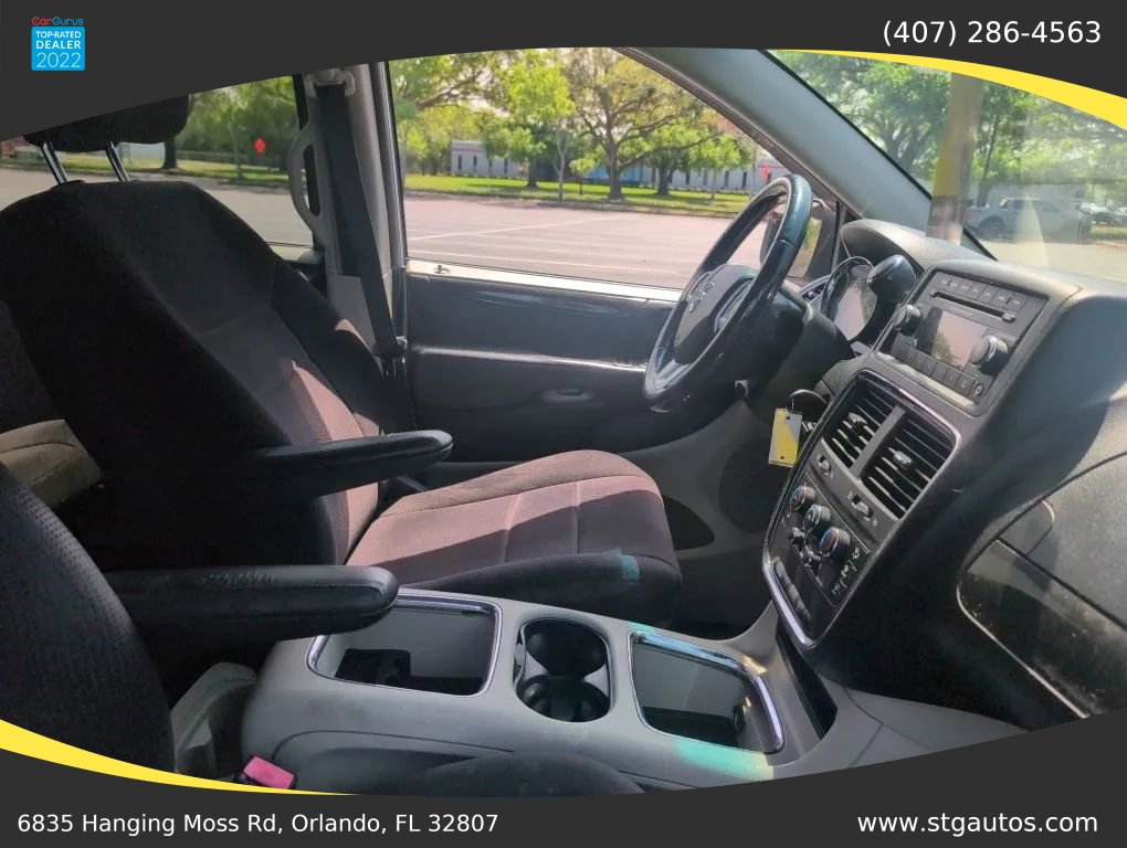 Used 2013 Dodge Grand Caravan SXT w/ Rear Park Assist Pkg FWD image 26