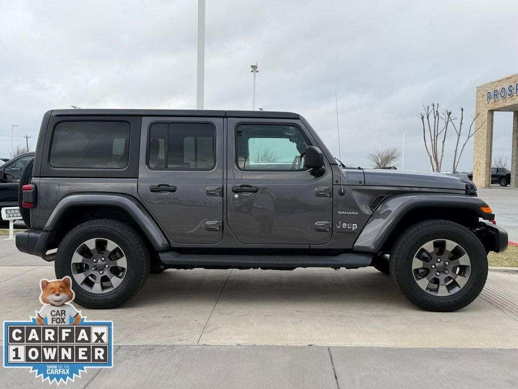 Used 2018 Jeep Wrangler Unlimited Sahara w/ Dual Top Group image 21