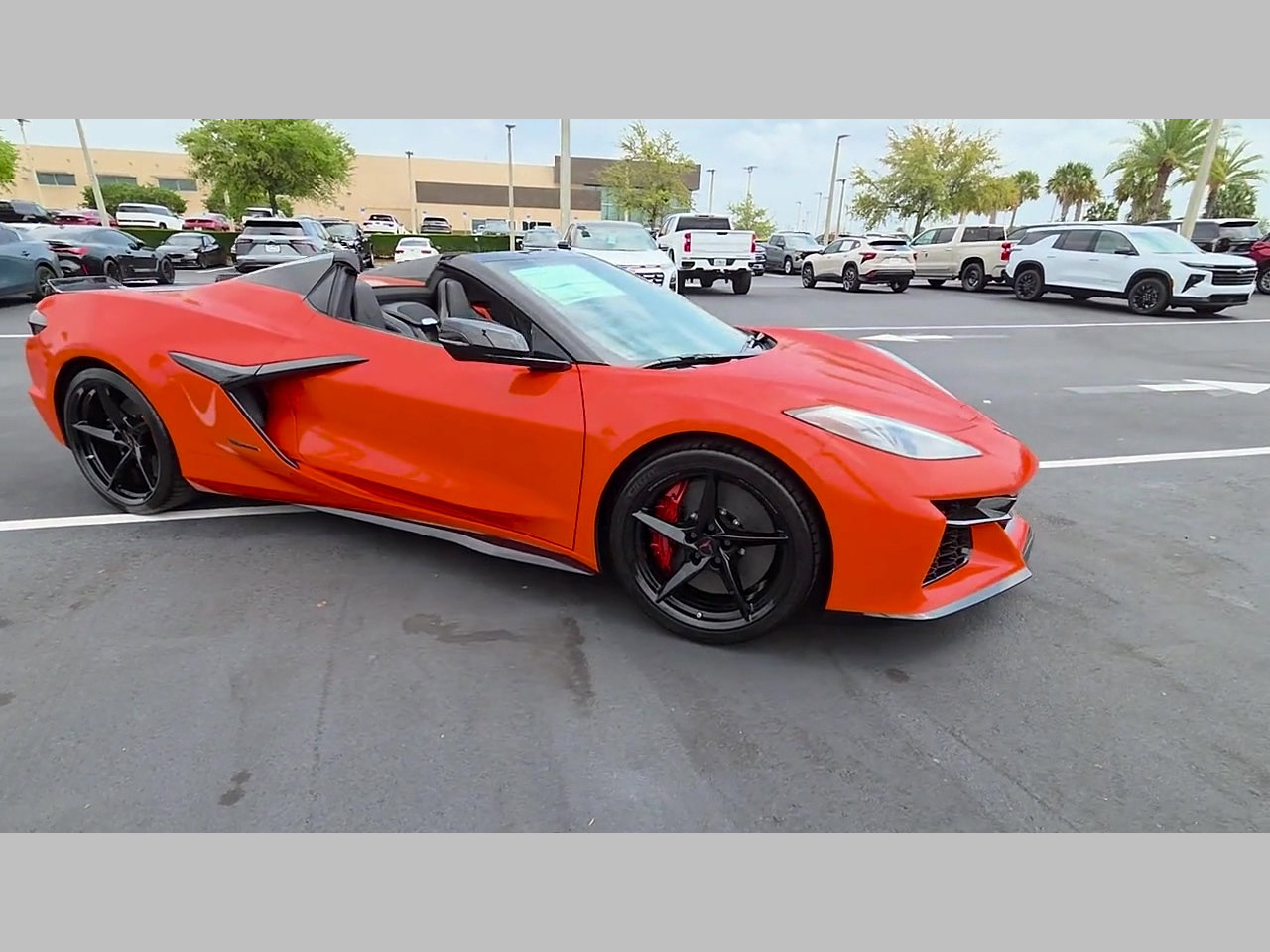 New 2026 Chevrolet Corvette E-Ray image 21