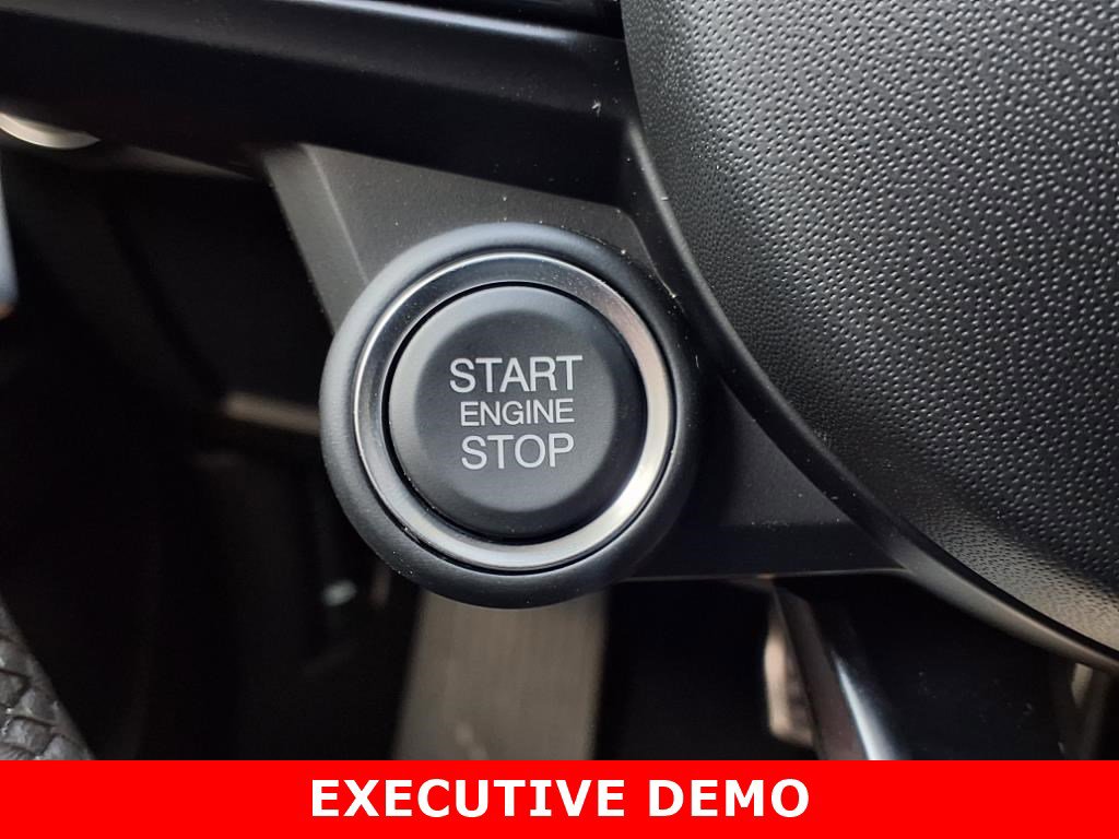 New 2025 Alfa Romeo Stelvio Sprint image 12