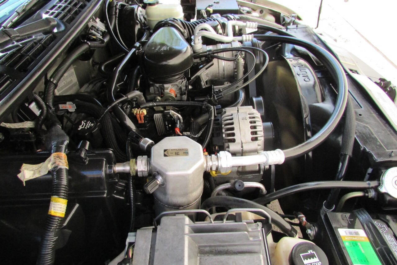 Used 2003 GMC Sonoma SLS image 29