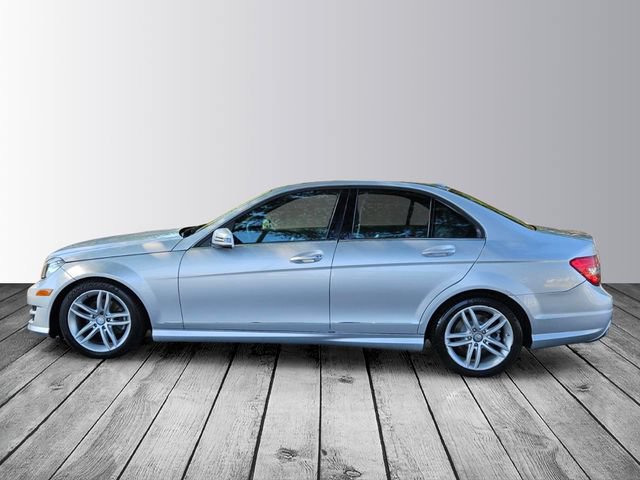 Used 2012 Mercedes-Benz C 300 4MATIC Sedan image 2