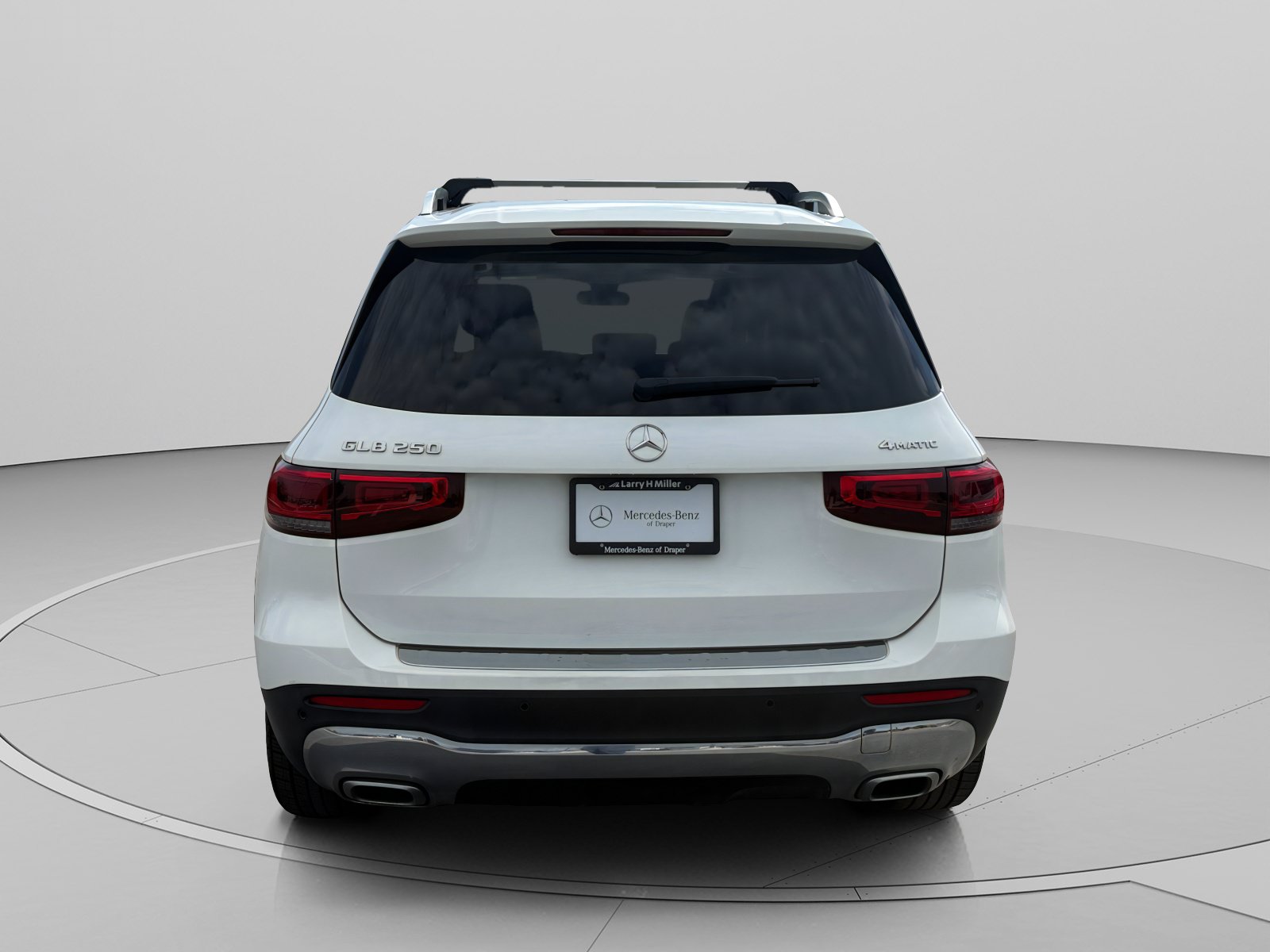 Certified 2020 Mercedes-Benz GLB 250 4MATIC image 4