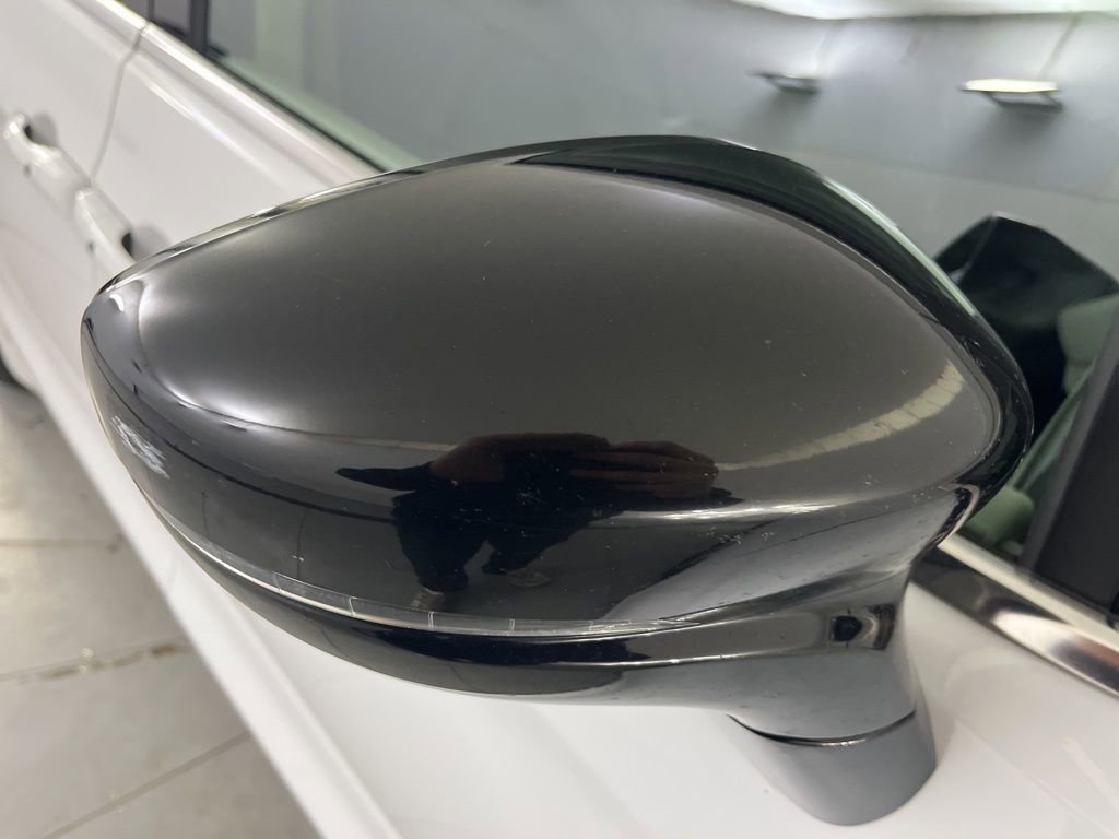 Used 2024 Chrysler Pacifica Touring-L image 50