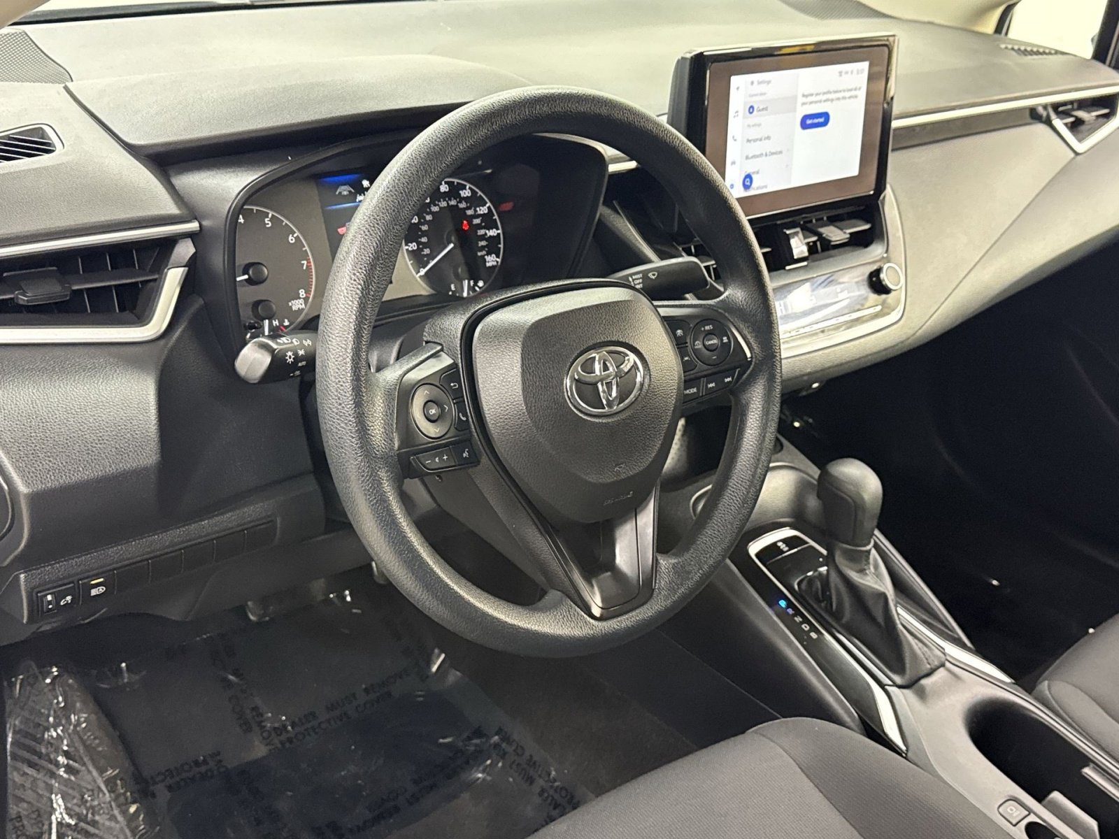Used 2023 Toyota Corolla LE image 7
