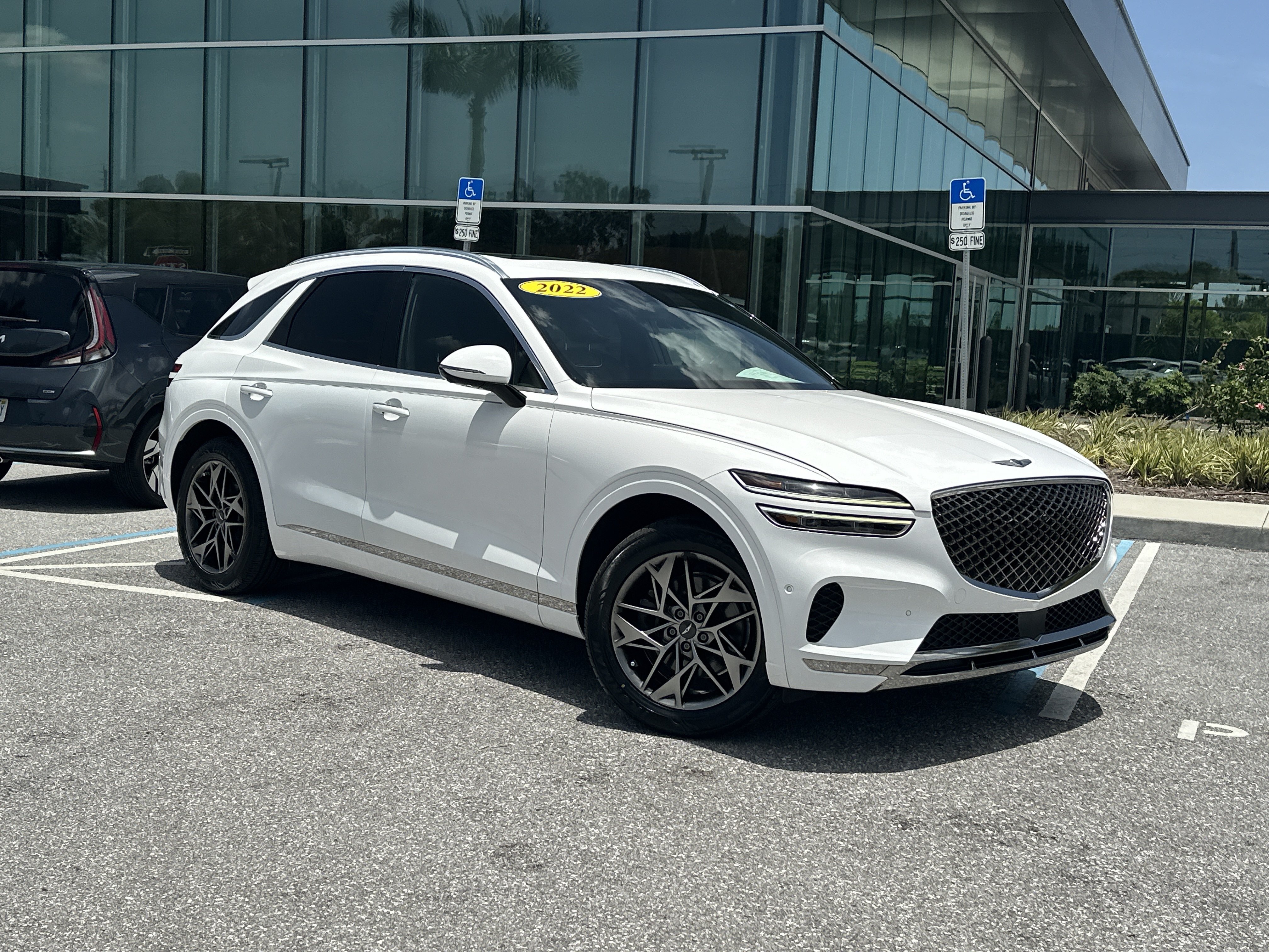 Certified 2022 Genesis GV70 2.5T w/ Advanced Package AWD/4WD image 2