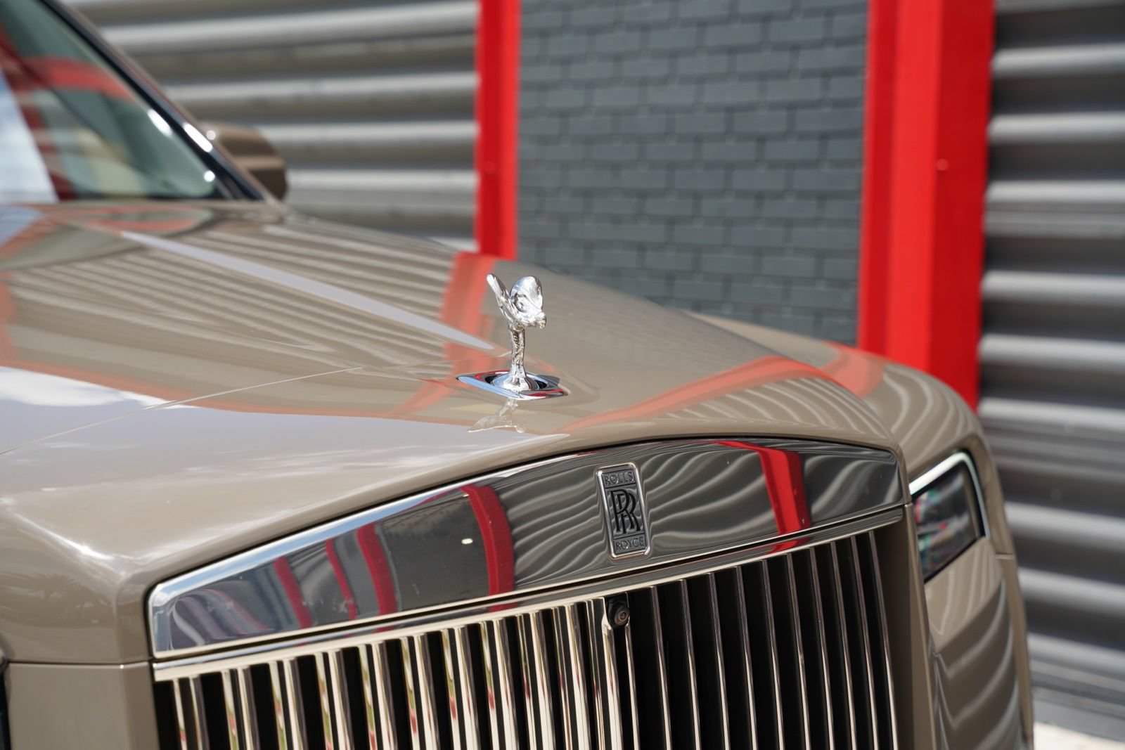 Used 2025 Rolls-Royce Cullinan AWD/4WD image 5
