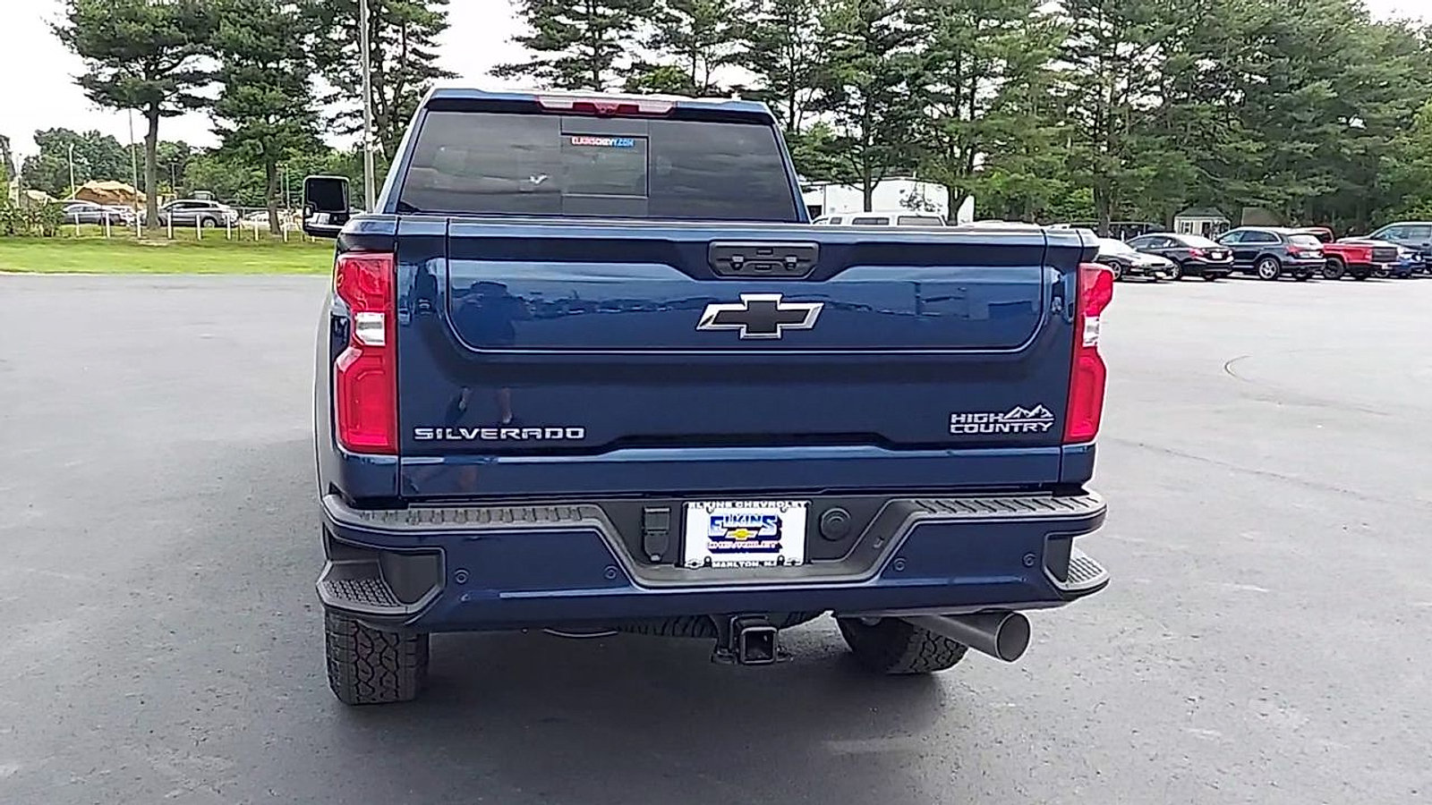 Used 2022 Chevrolet Silverado 2500 High Country w/ Z71 Off-Road Package AWD/4WD image 7