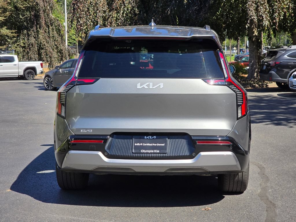 Certified 2024 Kia EV9 Land AWD/4WD image 6