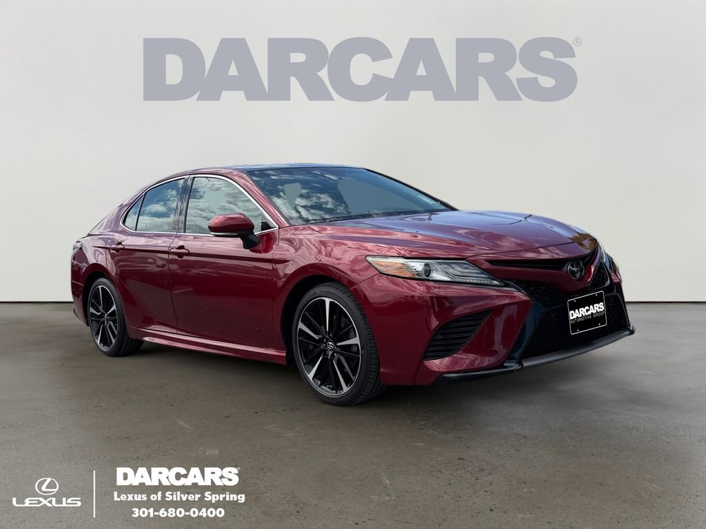 Used 2018 Toyota Camry XSE FWD image 1