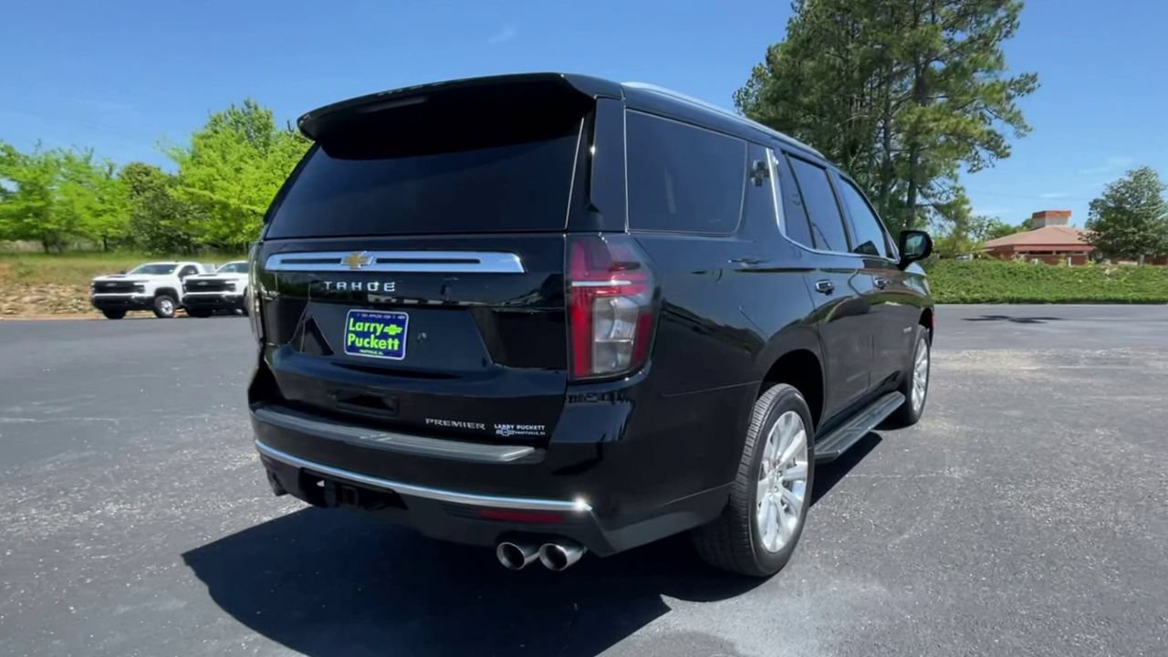 Used 2024 Chevrolet Tahoe Premier AWD/4WD image 8