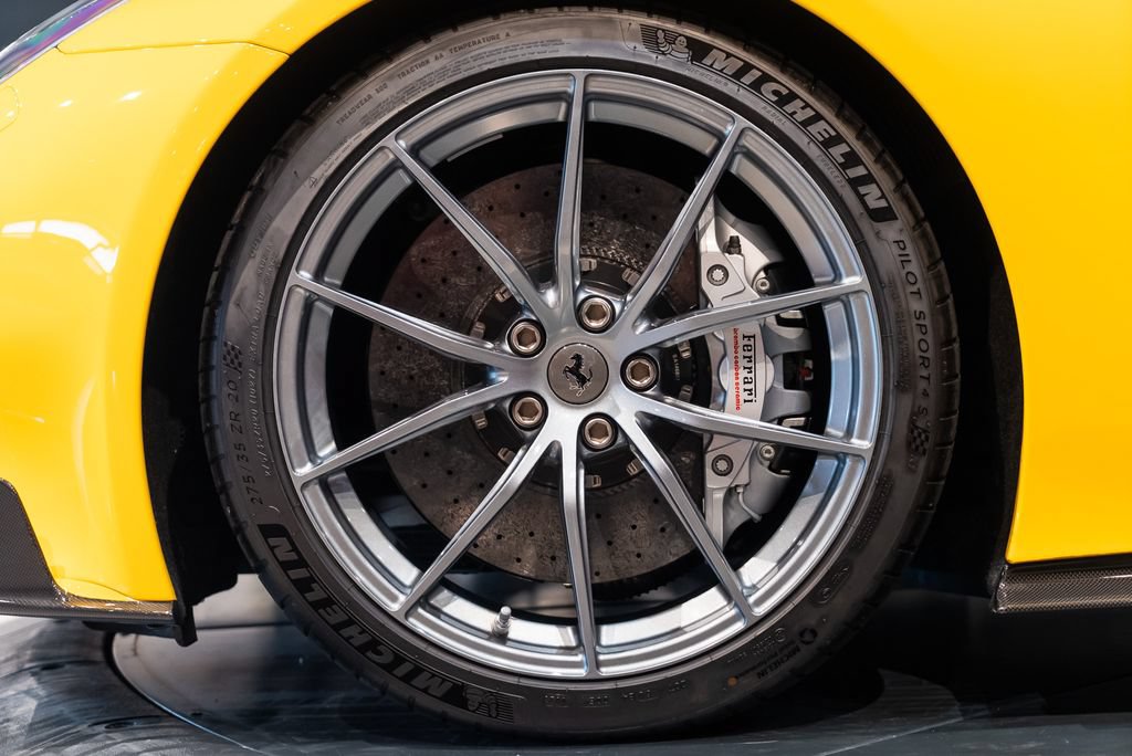 Certified 2017 Ferrari F12tdf RWD image 11