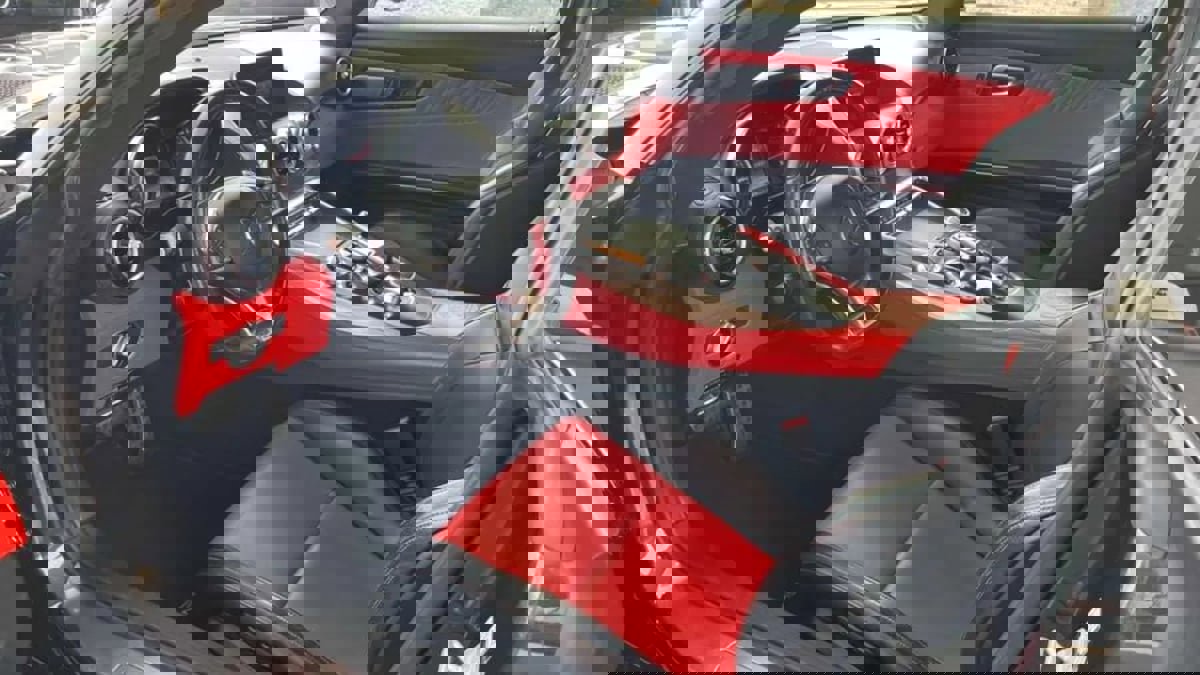 Used 2017 Mercedes-Benz AMG GT Coupe image 28