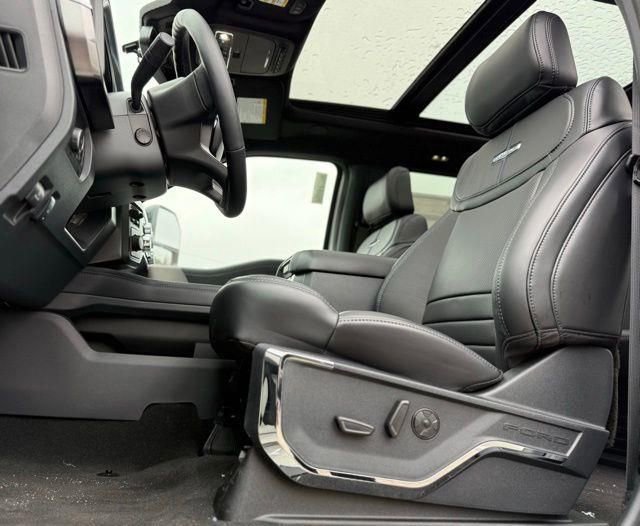 New 2026 Ford F450 4x4 Crew Cab Super Duty image 18