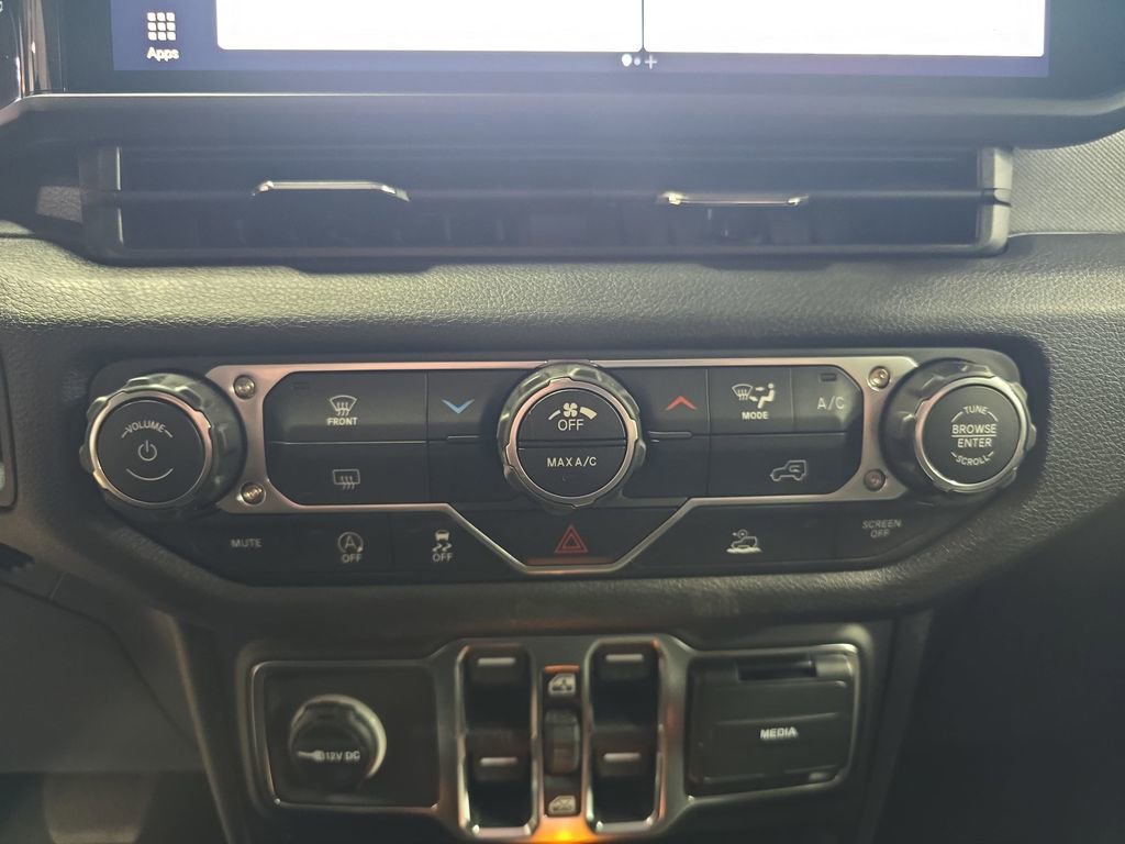 New 2026 Jeep Gladiator Sport image 22