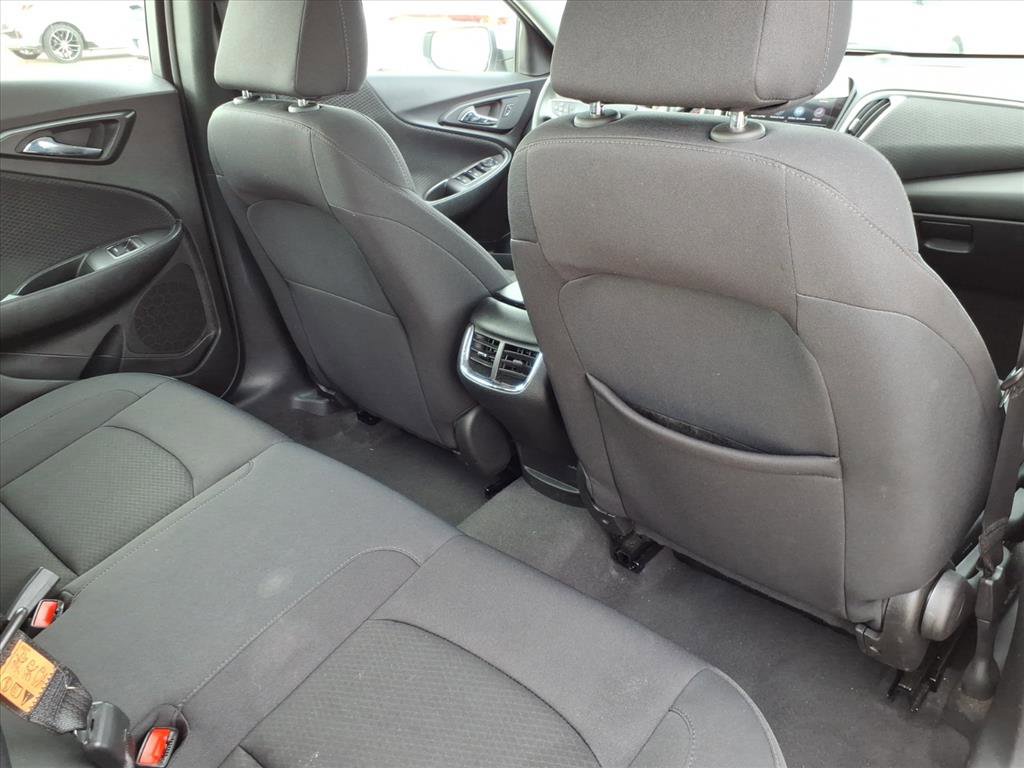 Used 2023 Chevrolet Malibu LT image 16
