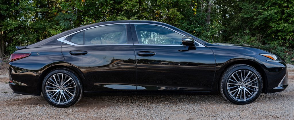 Used 2023 Lexus ES 350 w/ Premium Package FWD image 6