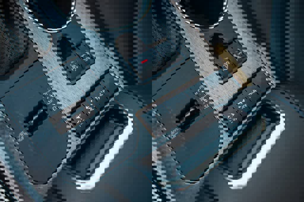 Used 2021 Toyota Highlander Limited image 21