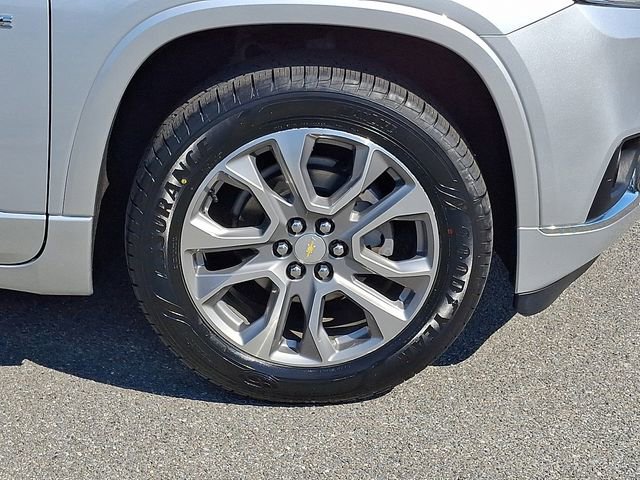 Used 2020 Chevrolet Traverse Premier w/ LPO, Floor Liner Package image 8