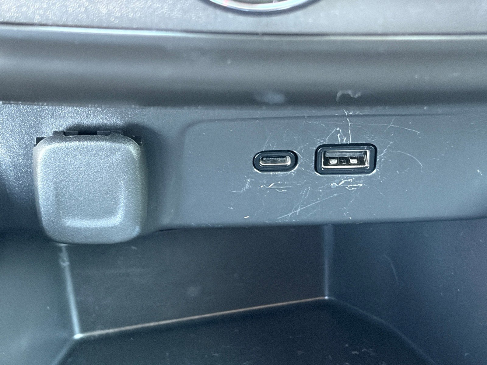 Used 2025 Chevrolet Trax LS image 29