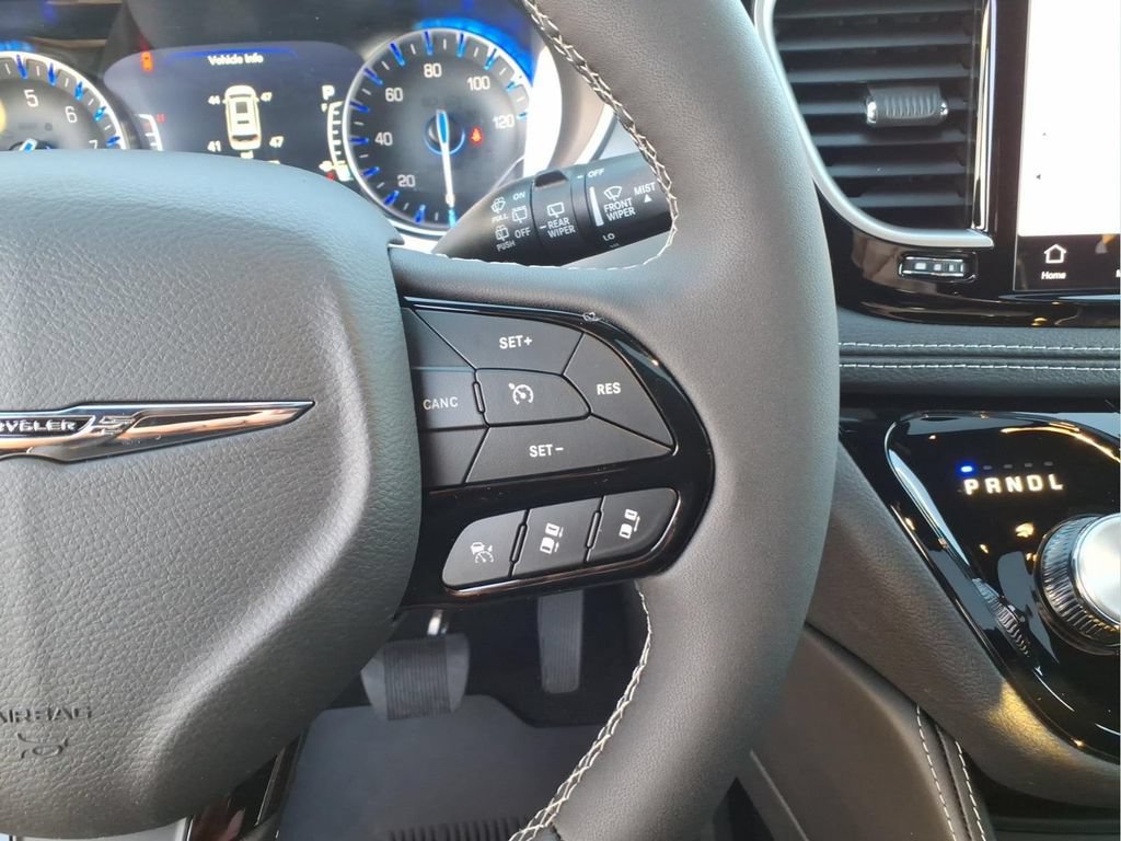 New 2026 Chrysler Pacifica Limited w/ S Appearance Package AWD/4WD image 20