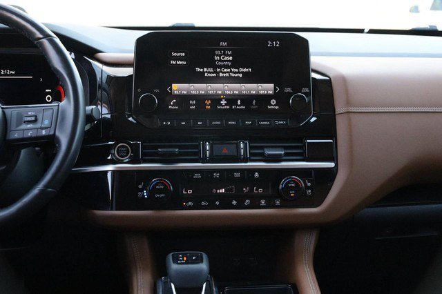 Used 2023 Nissan Pathfinder Platinum AWD/4WD image 27