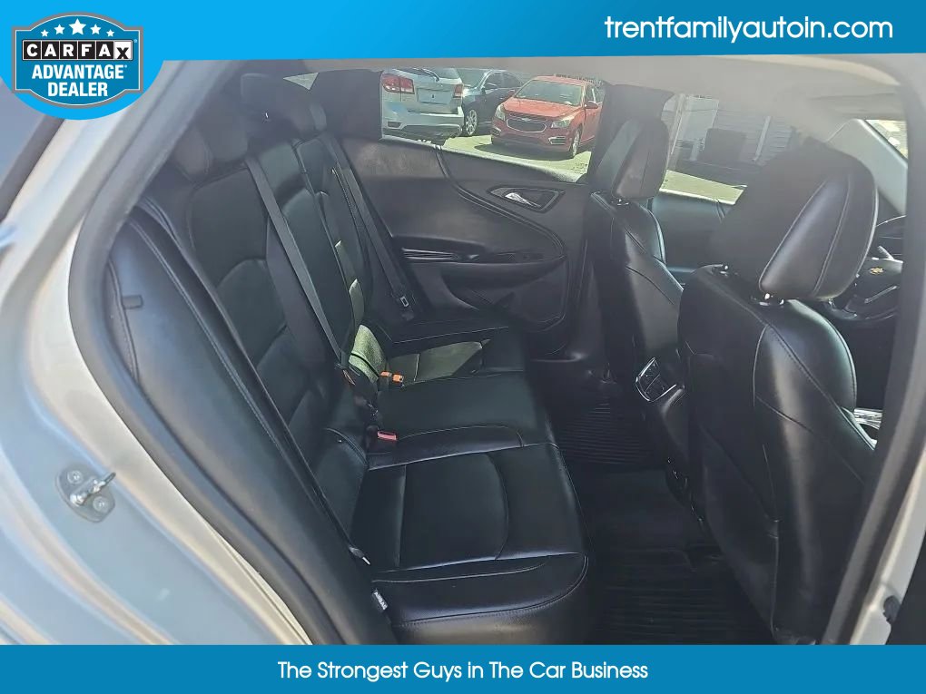 Used 2017 Chevrolet Malibu LT w/ Leather Package image 40