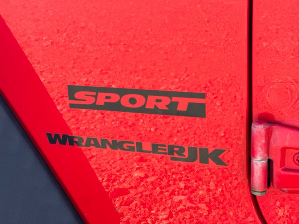 Used 2018 Jeep Wrangler Sport AWD/4WD image 4