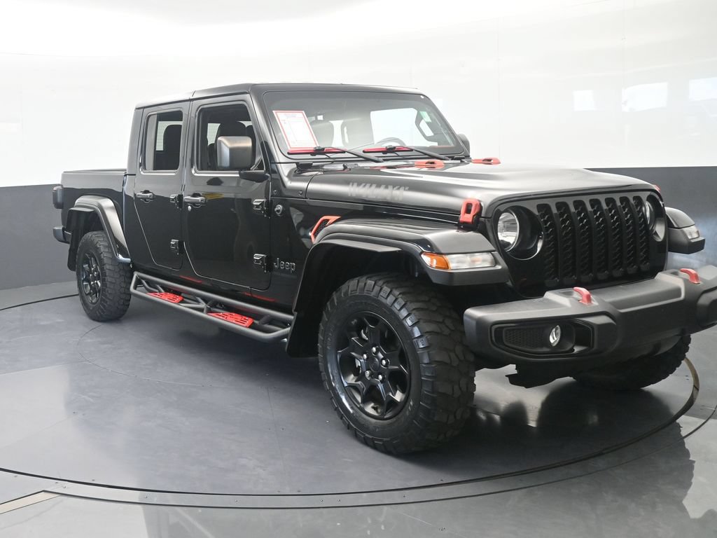 Used 2023 Jeep Gladiator Sport AWD/4WD image 9