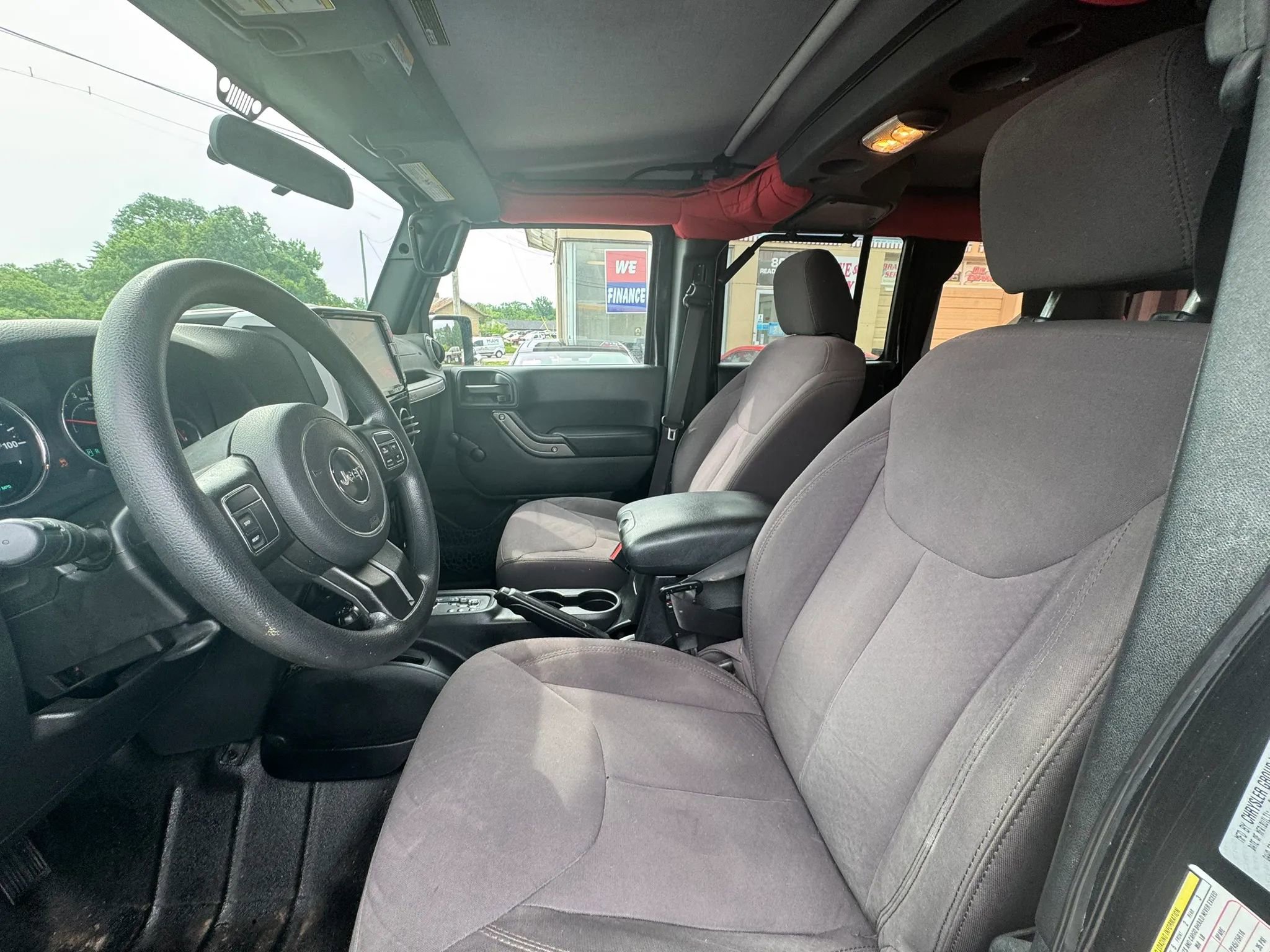 Used 2015 Jeep Wrangler Unlimited Sport AWD/4WD image 13