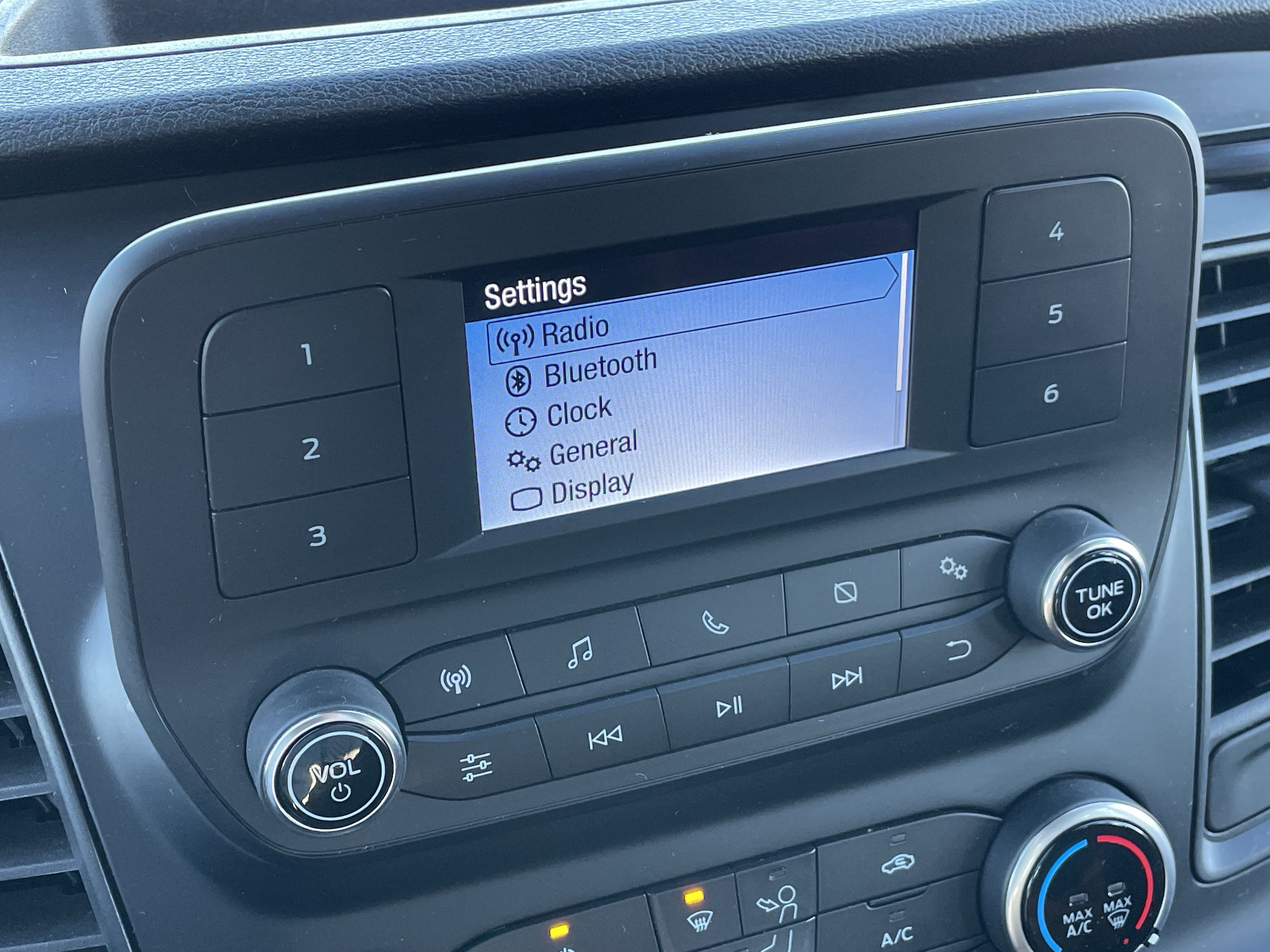 Used 2024 Ford Transit 250 Low Roof w/ Exterior Upgrade Package image 30