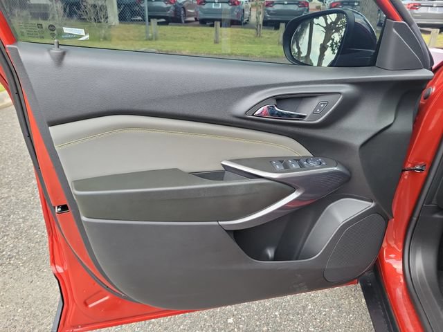 Certified 2024 Chevrolet Trax ACTIV w/ Sunroof Package FWD image 23