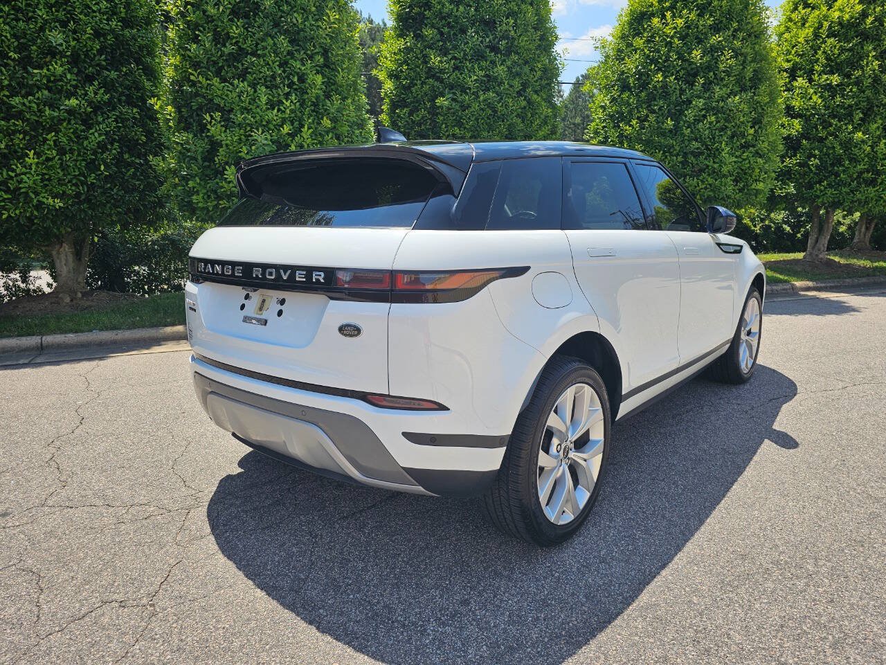 Used 2020 Land Rover Range Rover Evoque SE AWD/4WD image 5