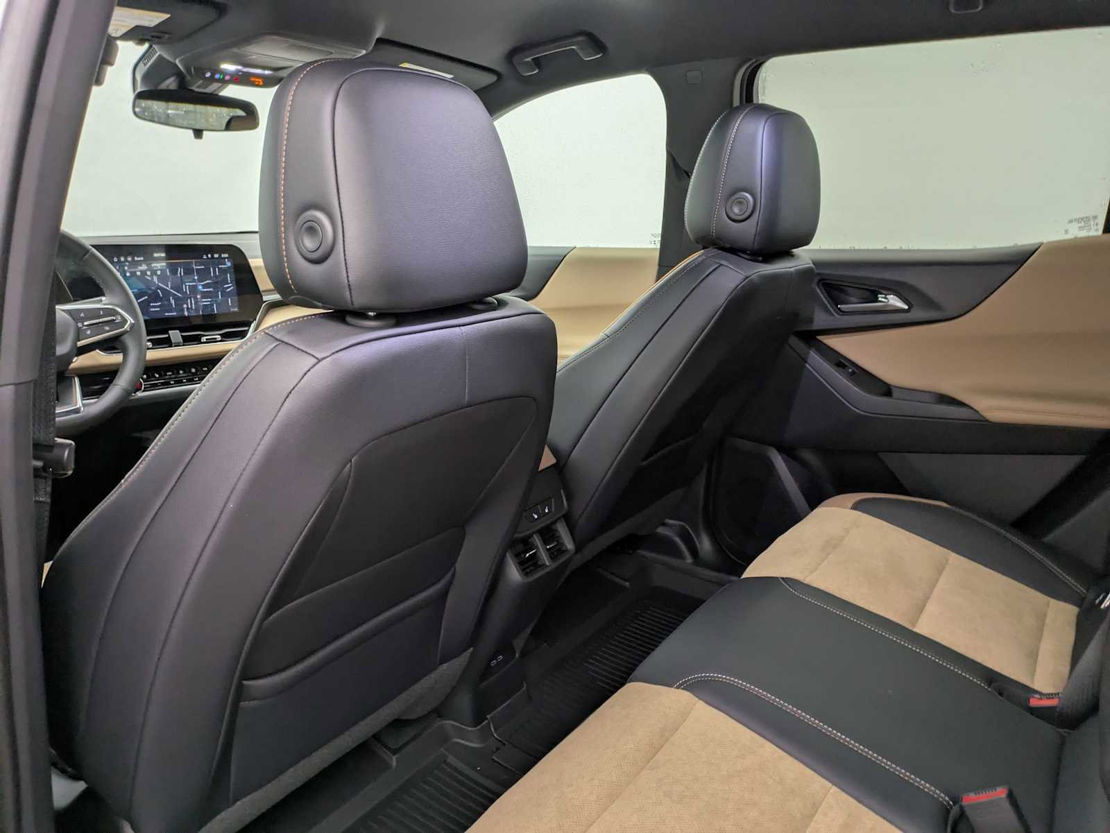 New 2026 Chevrolet Equinox ACTIV w/ Convenience Package III image 19