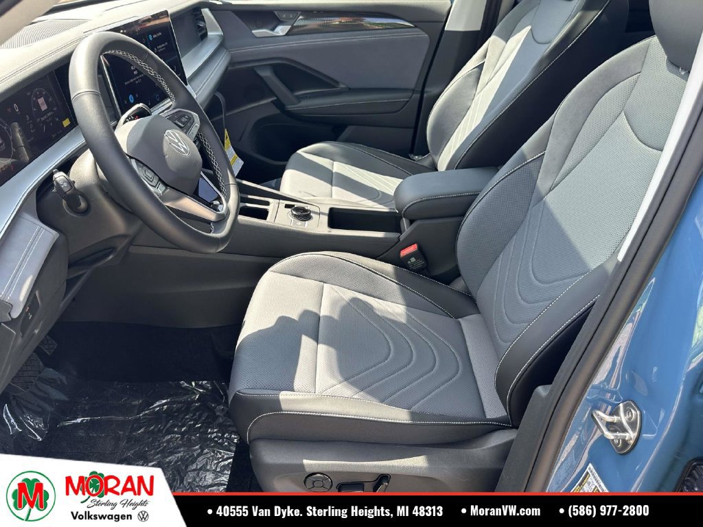 Used 2026 Volkswagen Tiguan SE AWD/4WD image 13