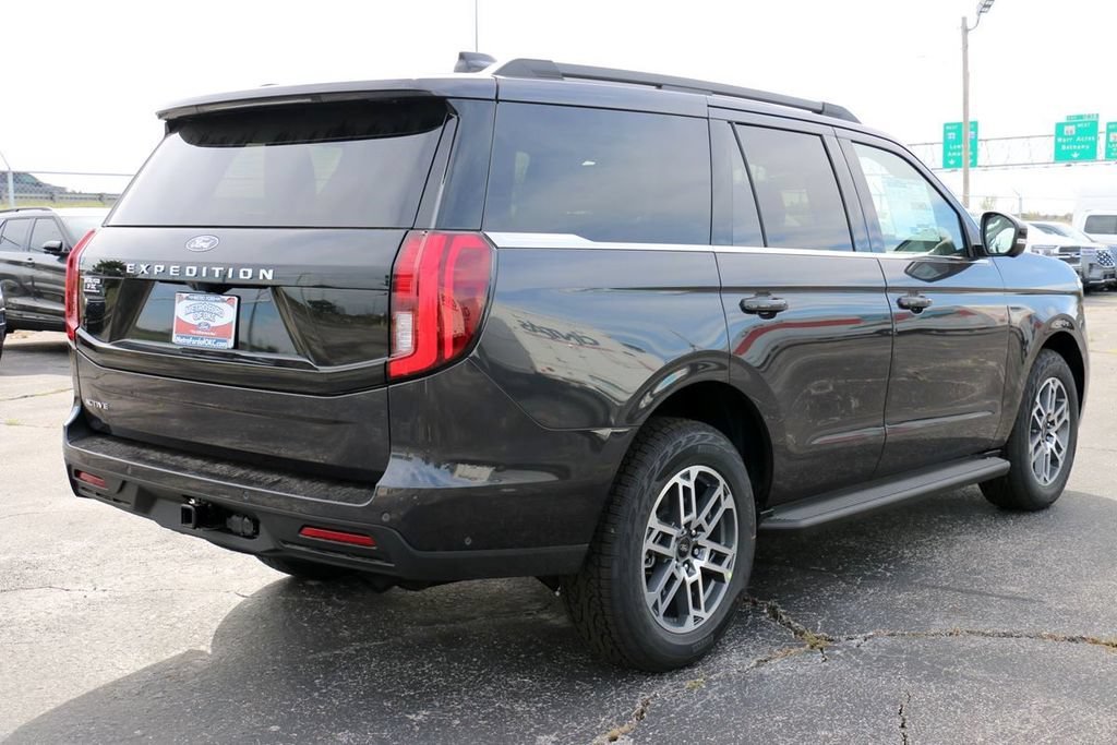New 2025 Ford Expedition Active AWD/4WD image 5