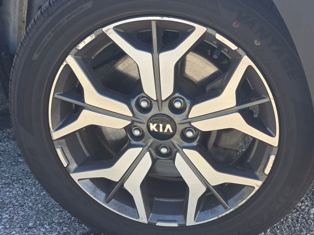 Used 2021 Kia Seltos EX AWD/4WD image 9