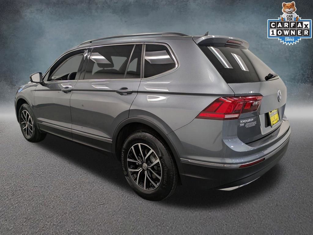 Used 2021 Volkswagen Tiguan SE w/ Panoramic Sunroof Package image 6