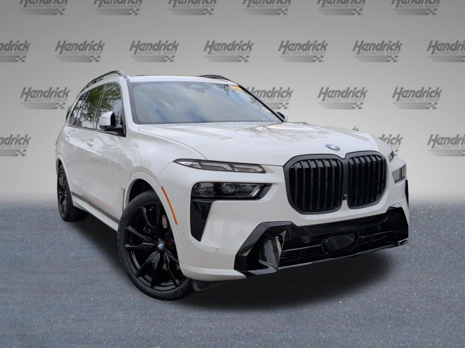 Certified 2024 BMW X7 xDrive40i w/ M Sport Package image 2