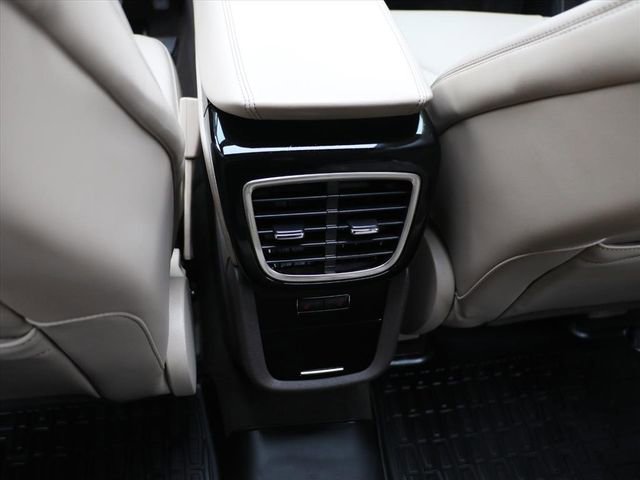 Used 2023 Lincoln Nautilus Reserve w/ Equipment Group 201A image 15