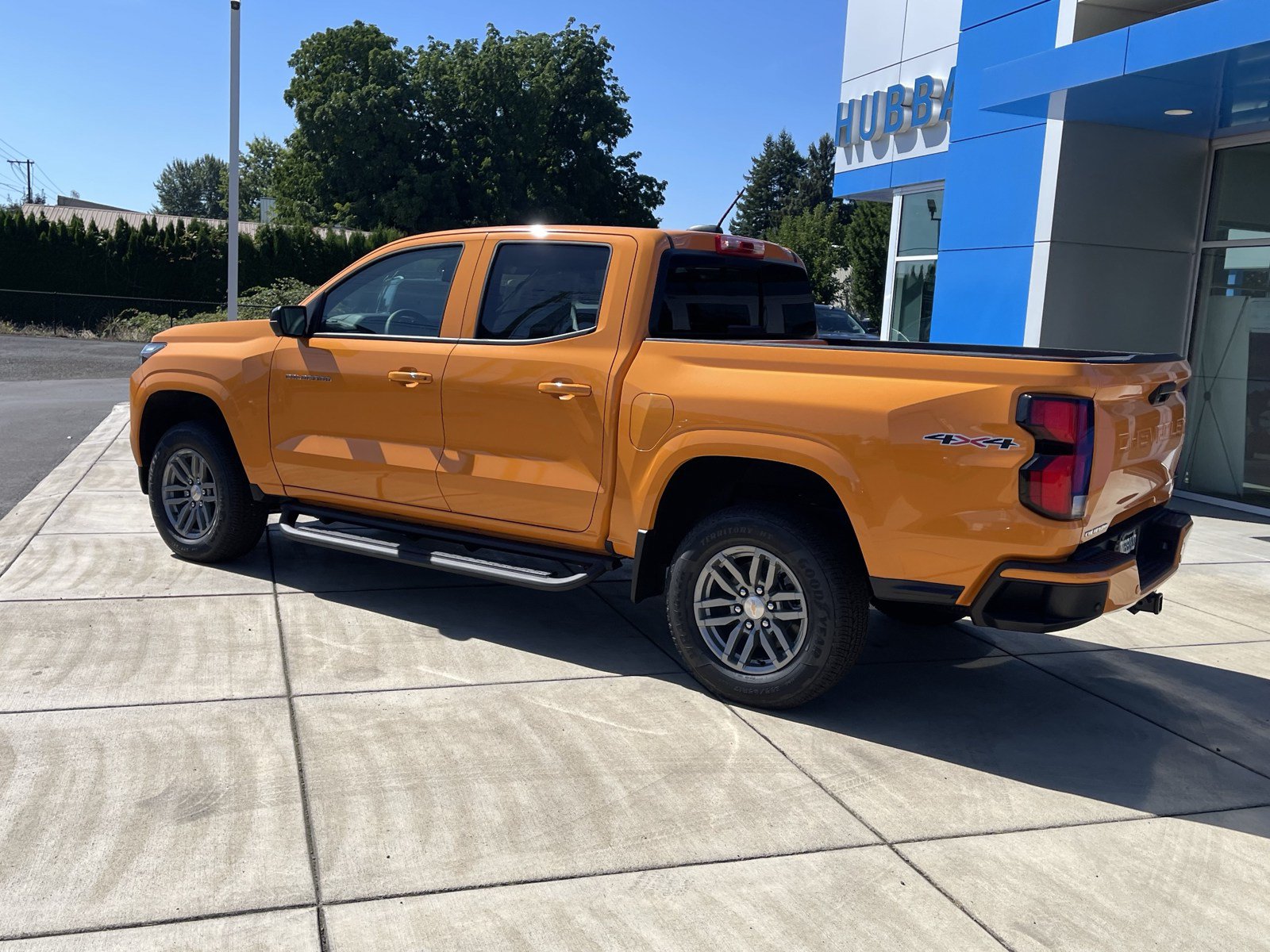New 2026 Chevrolet Colorado LT w/ LT Convenience Package AWD/4WD image 3