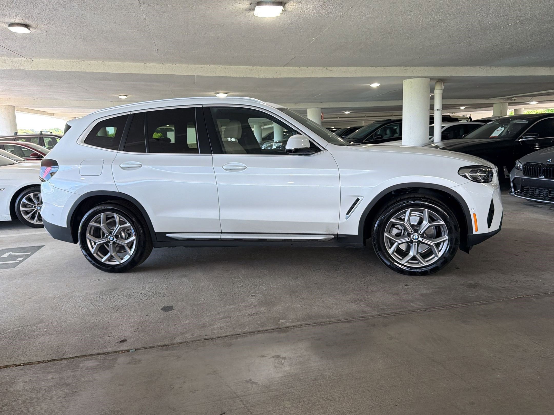 Certified 2024 BMW X3 sDrive30i w/ Premium Package w/ZPA image 7